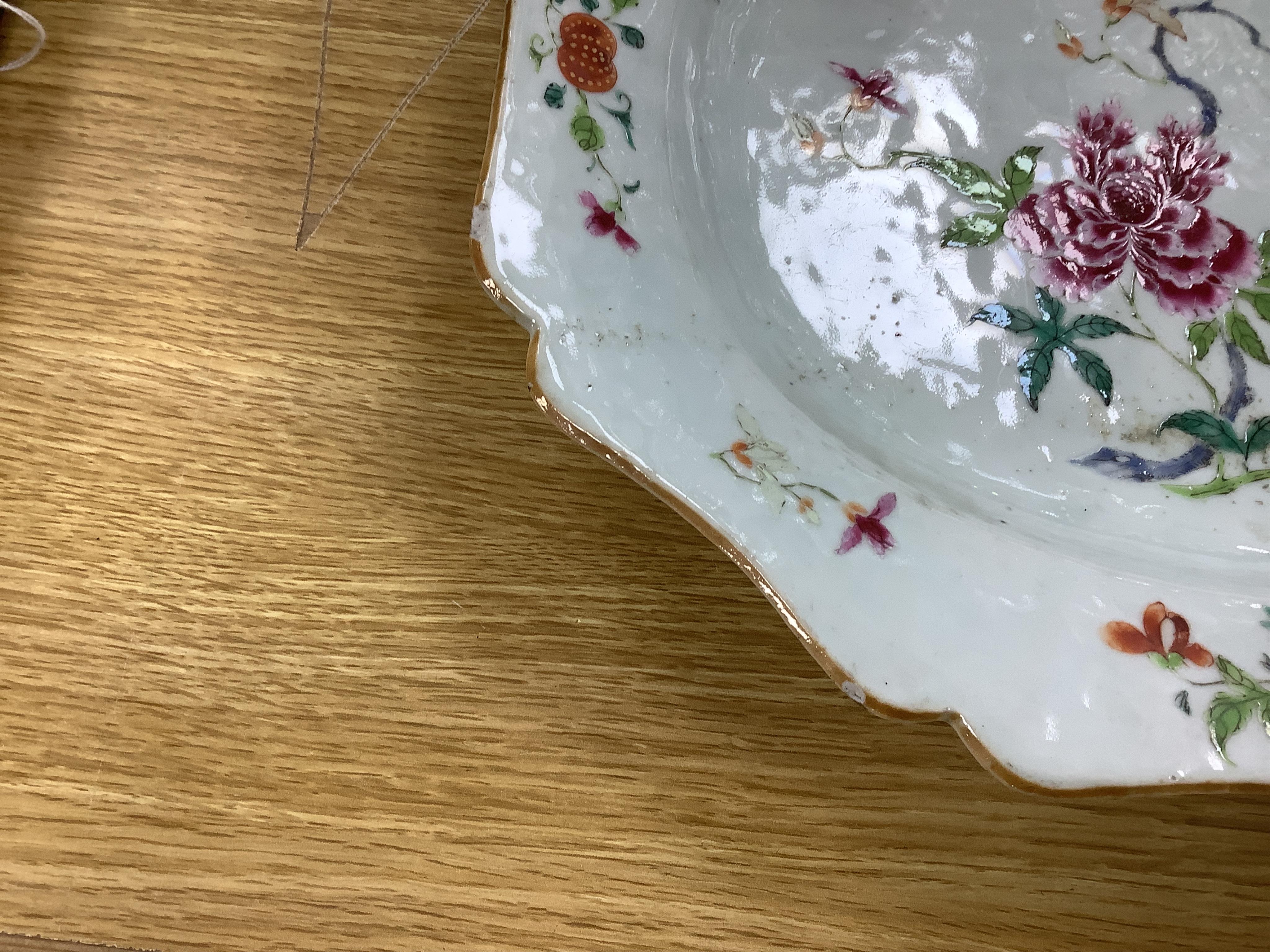An 18th century Chinese export famille rose serving dish, 41.5cm